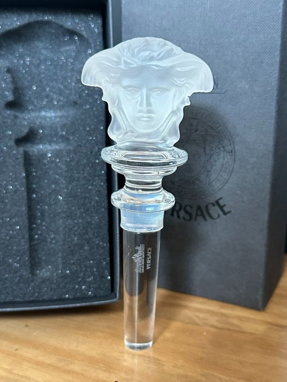 Versace Rosenthal Medusa Crystal Wine Bottle Stopper Clear Frosted Head NIB